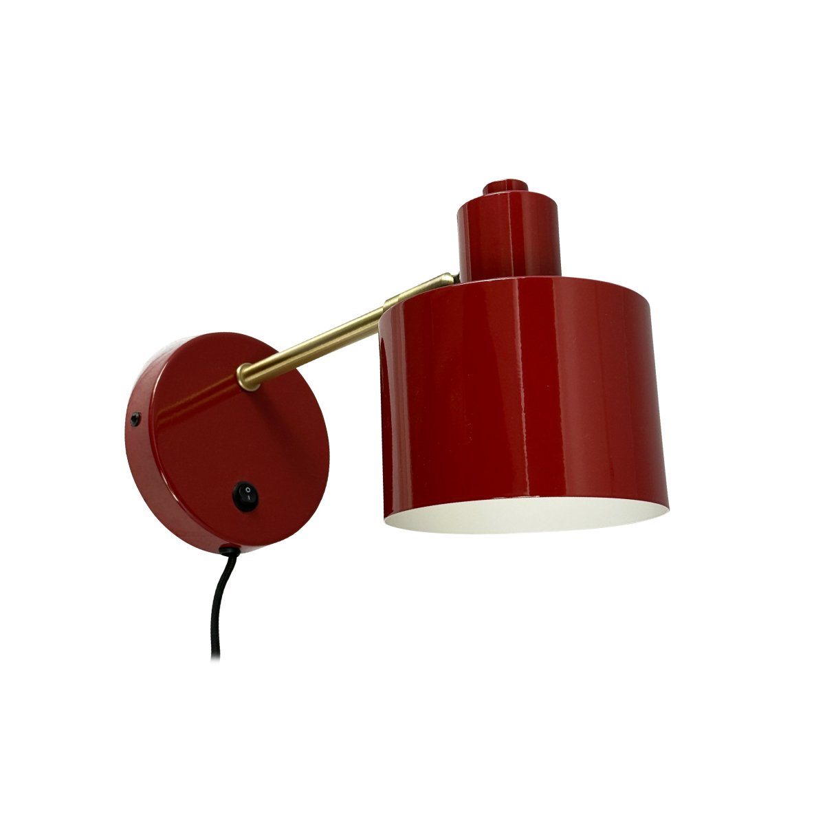 Ocean ROUGE lampe de lecture De Dyberg Larsen - Den &auml;r en dekorativ detalj i hemmet och fungerar som en indirekt ljusk&auml;lla i sovrum, vardagsrum och andra rum.