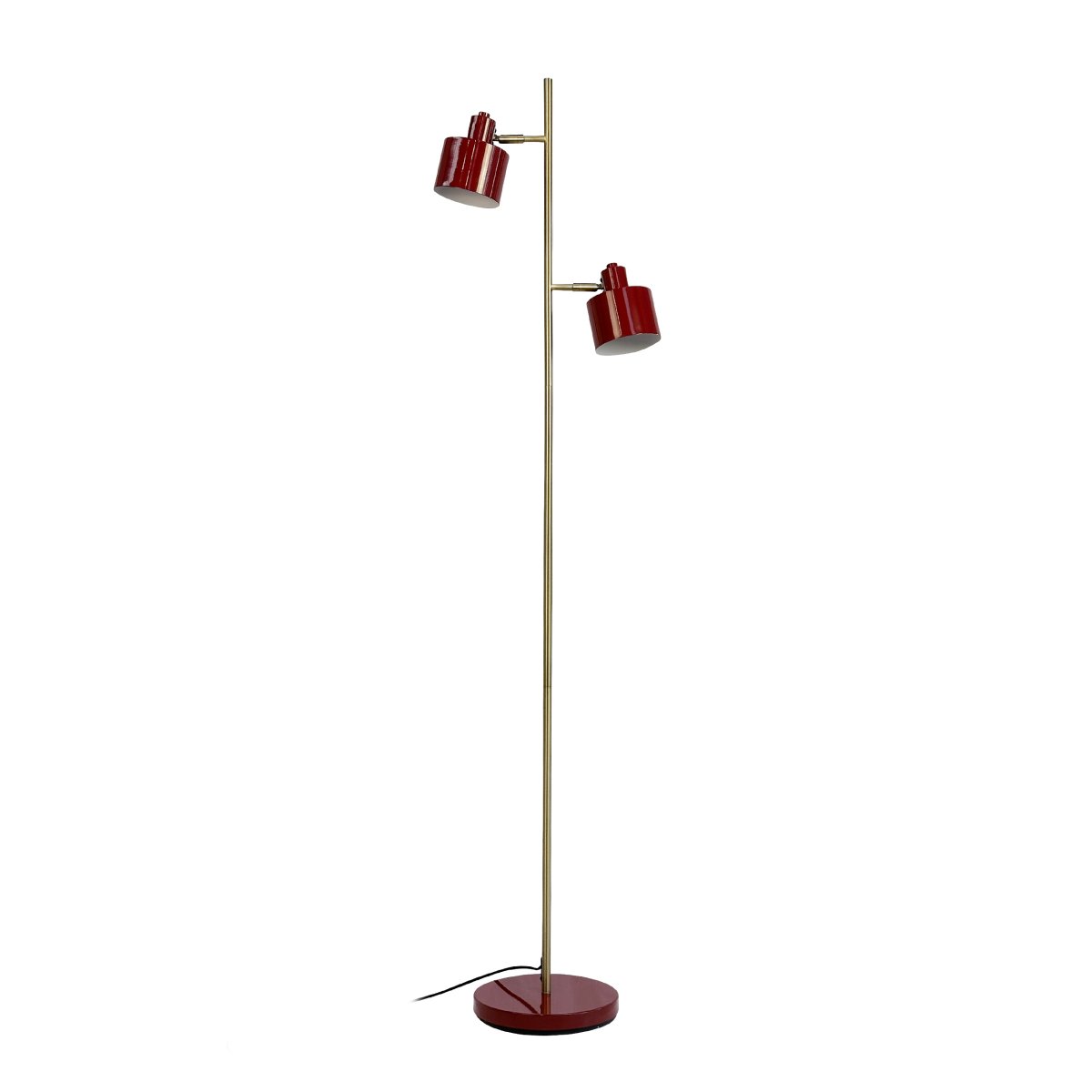 Ocean ROUGE lampadaire De Dyberg Larsen - Den handpolerade m&auml;ssingsstommen kan luta upp och ner och ger varje lampa en unik f&auml;rgvariation.