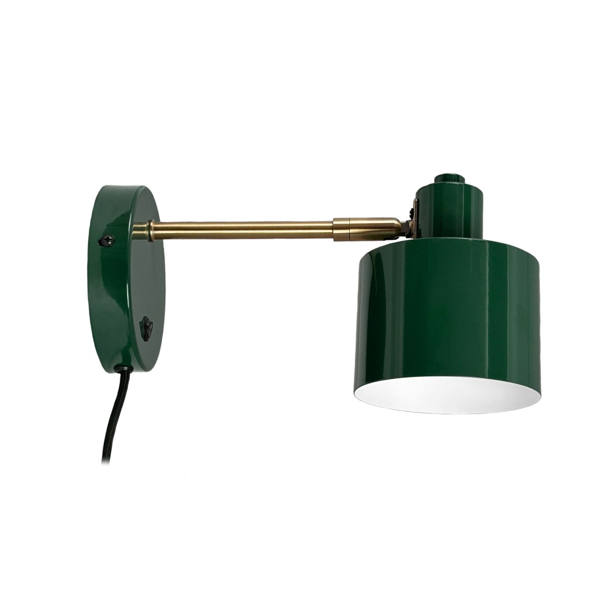 Ocean Vert lampe de lecture De Dyberg Larsen - Den &auml;r en dekorativ detalj i hemmet och fungerar som en indirekt ljusk&auml;lla i sovrum, vardagsrum och andra rum.