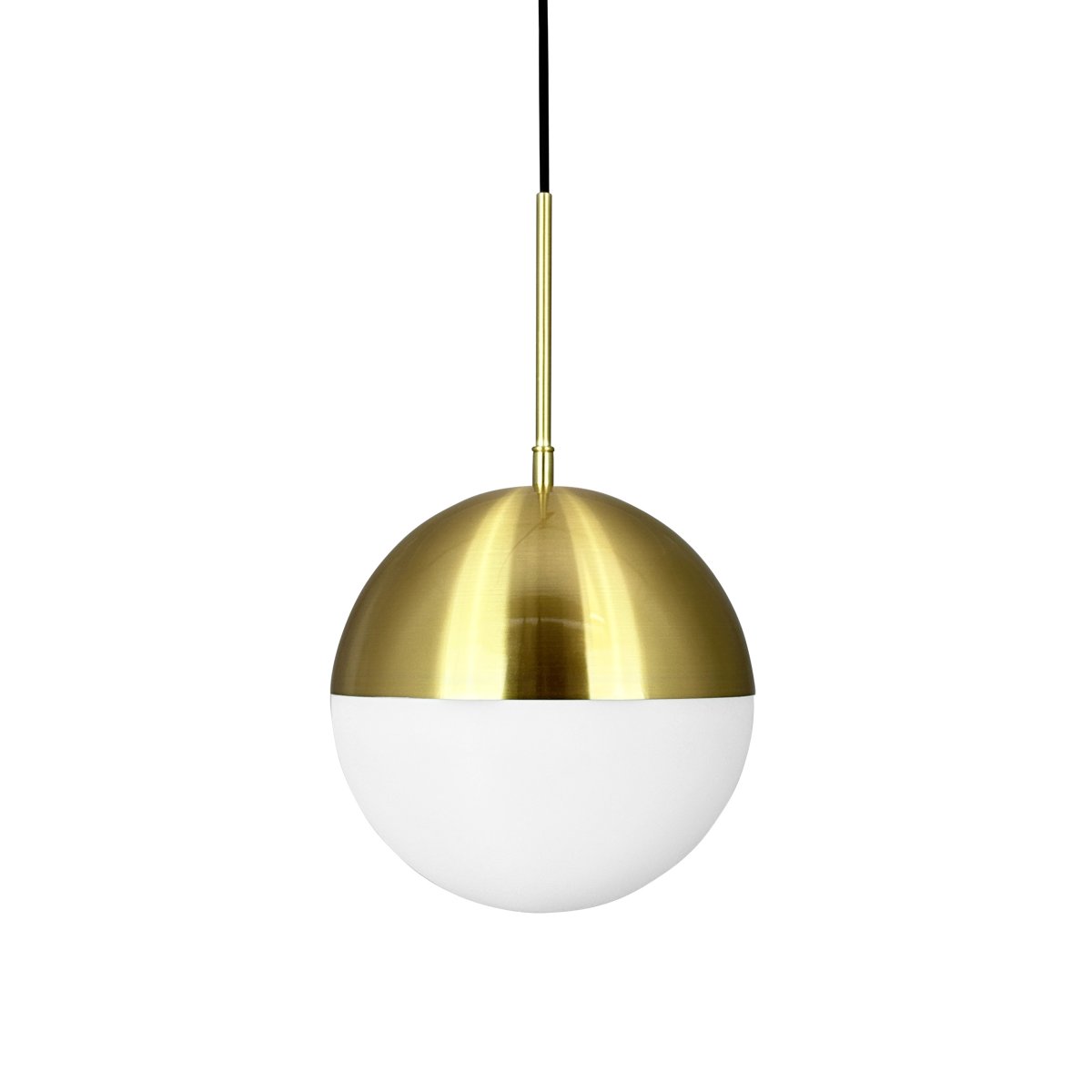 Nova Ø25 Laiton suspension De Dyberg Larsen - La suspension Nova est un exemple moderne de design danois, alliant &eacute;l&eacute;gance intemporelle et fonctionnalit&eacute;.