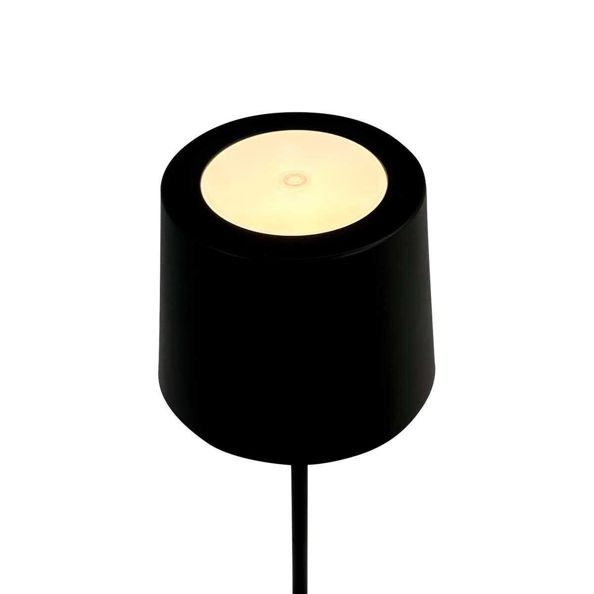 Karl 37cm Noir portable De Dyberg Larsen - Karl convient aussi bien &agrave; une utilisation int&eacute;rieure qu'ext&eacute;rieure et est facile &agrave; d&eacute;placer, ce qui le rend id&eacute;al aussi bien pour la maison que pour la terrasse.