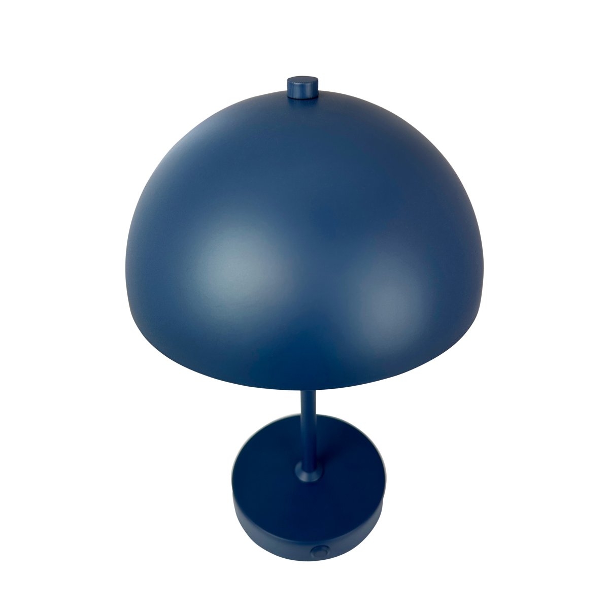 Stockholm 30cm Indigo portable De Dyberg Larsen - L'indicateur de batterie pratique indique clairement quand il est temps de charger et une fois compl&egrave;tement charg&eacute;, le voyant brille jusqu'&agrave; 6 heures sur une seule charge de batterie.