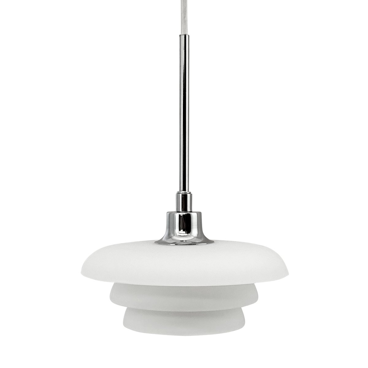 Ava Ø20 Opale suspension De Dyberg Larsen - Ajoutez une touche de style à votre intérieur avec la magnifique suspension Ava de Dyberg Larsen, un luminaire design danois qui allie simplicité et élégance.