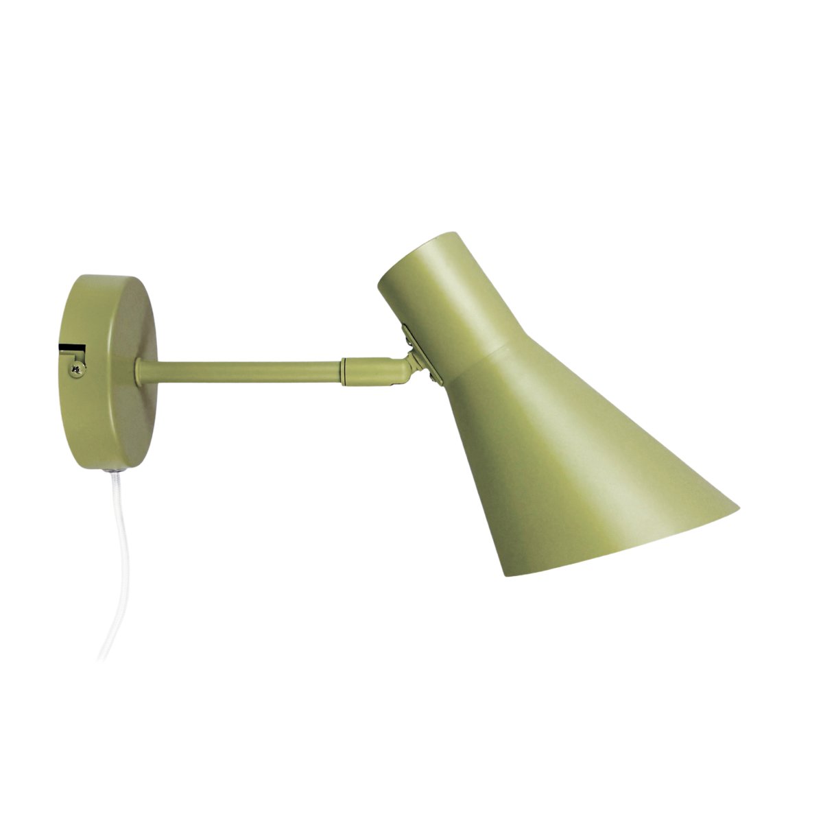 DL12 Vert lampe de lecture De Dyberg Larsen - Sa teinte verte subtile confère à la pièce une ambiance chaleureuse et diffuse une lumière agréable et ciblée.