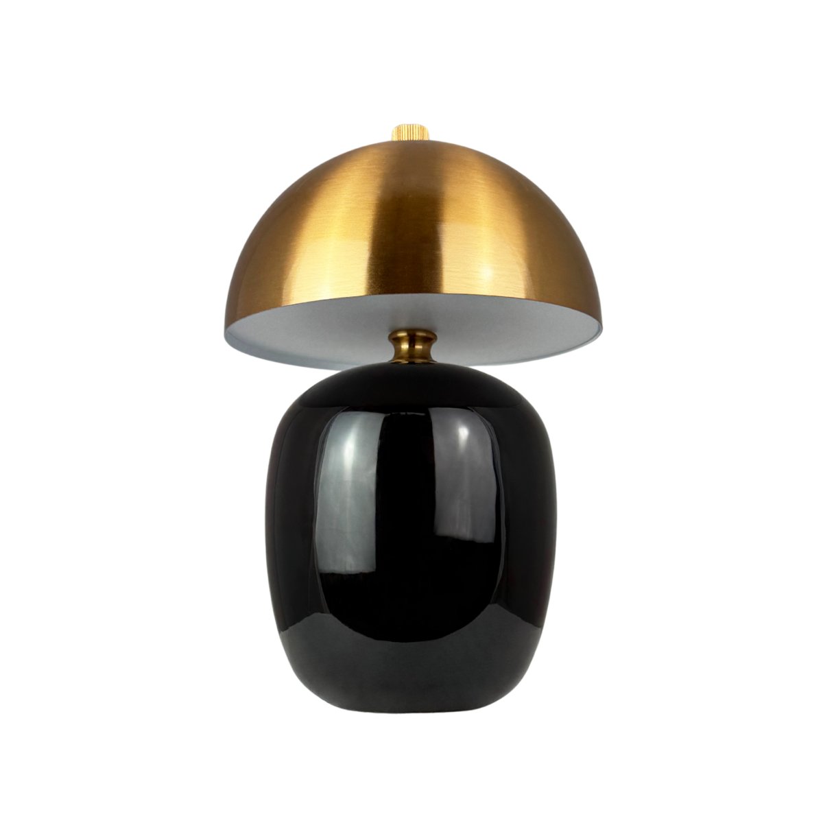 Manhatten 23cm Noir/laiton portable De Dyberg Larsen - La lampe se recharge compl&egrave;tement en environ 8 heures et offre jusqu'&agrave; 40 heures d'autonomie &agrave; faible intensit&eacute; et jusqu'&agrave; 8 heures &agrave; intensit&eacute; maximale.