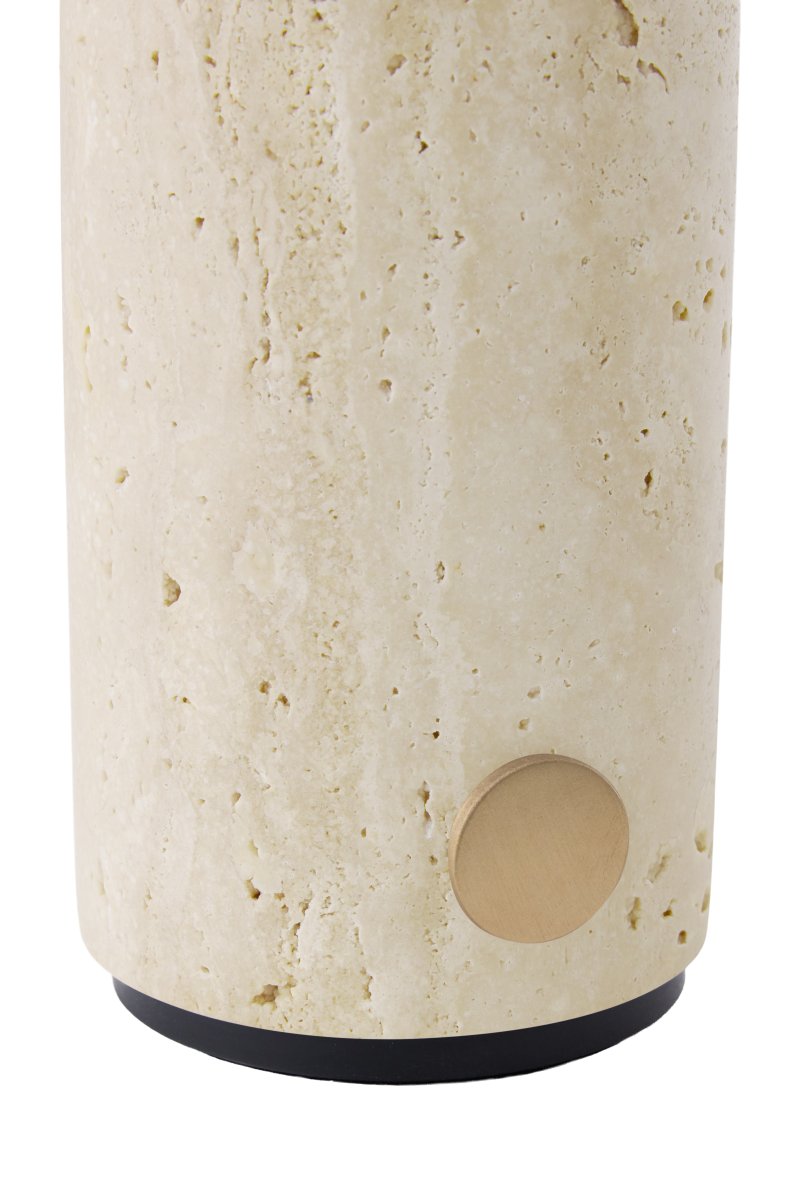 Torrano 28cm travertin beige portable De Globen Lighting - Pour une dur&eacute;e de vie optimale de la batterie, il est recommand&eacute; de charger compl&egrave;tement la lampe avant la premi&egrave;re utilisation, de la recharger tous les trois mois en cas de stockage prolong&eacute; et de l'&eacute;teindre pendant la charge.