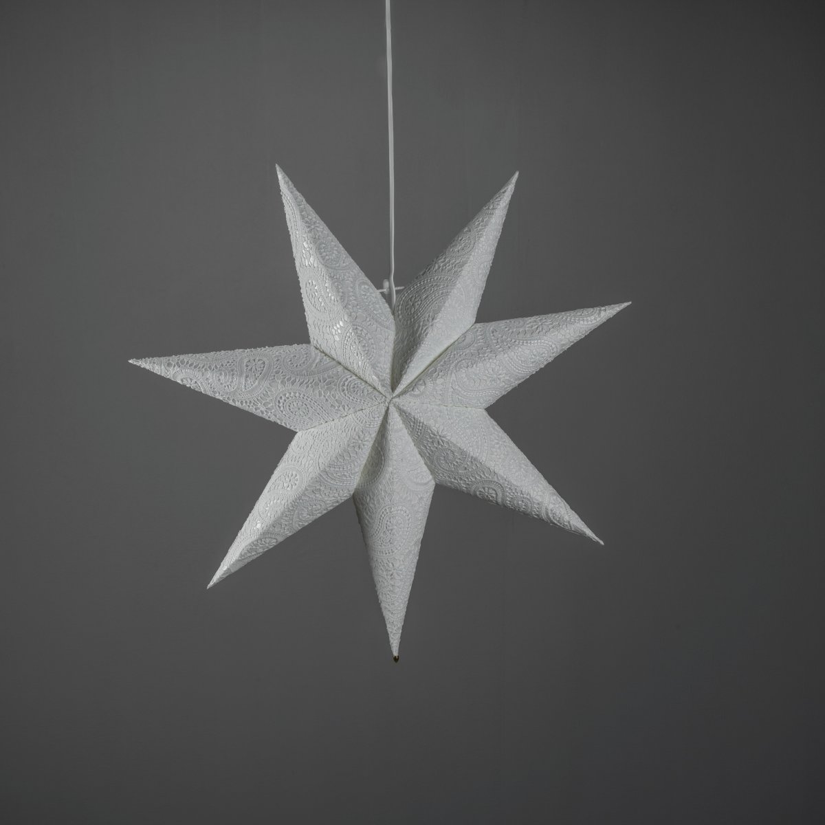Étoile en papier brodée Ø60 Blanc De Konstsmide - Avec un diam&egrave;tre de 60 cm, elle est id&eacute;ale pour &ecirc;tre suspendue &agrave; une fen&ecirc;tre et deviendra un magnifique &eacute;l&eacute;ment de d&eacute;coration durant l'Avent et No&euml;l.