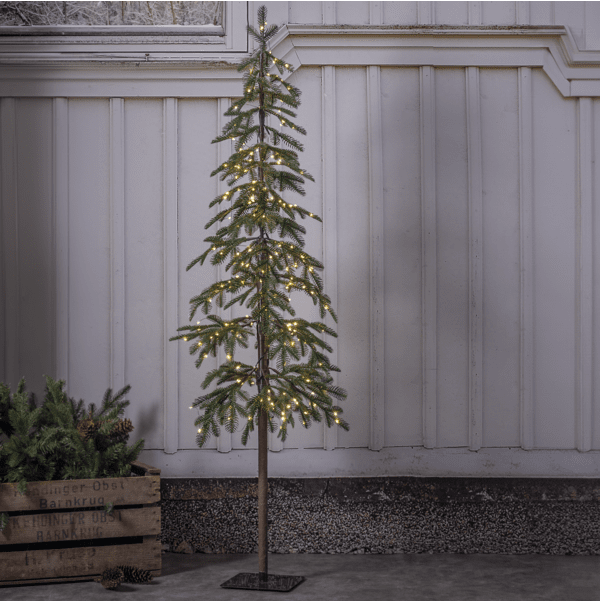 Grantorp 150cm Vert De Star Trading - Grantorp est un sapin de No&euml;l d'aspect naturel, d'environ 150 cm de haut et 40 cm de large, fabriqu&eacute; en PE.