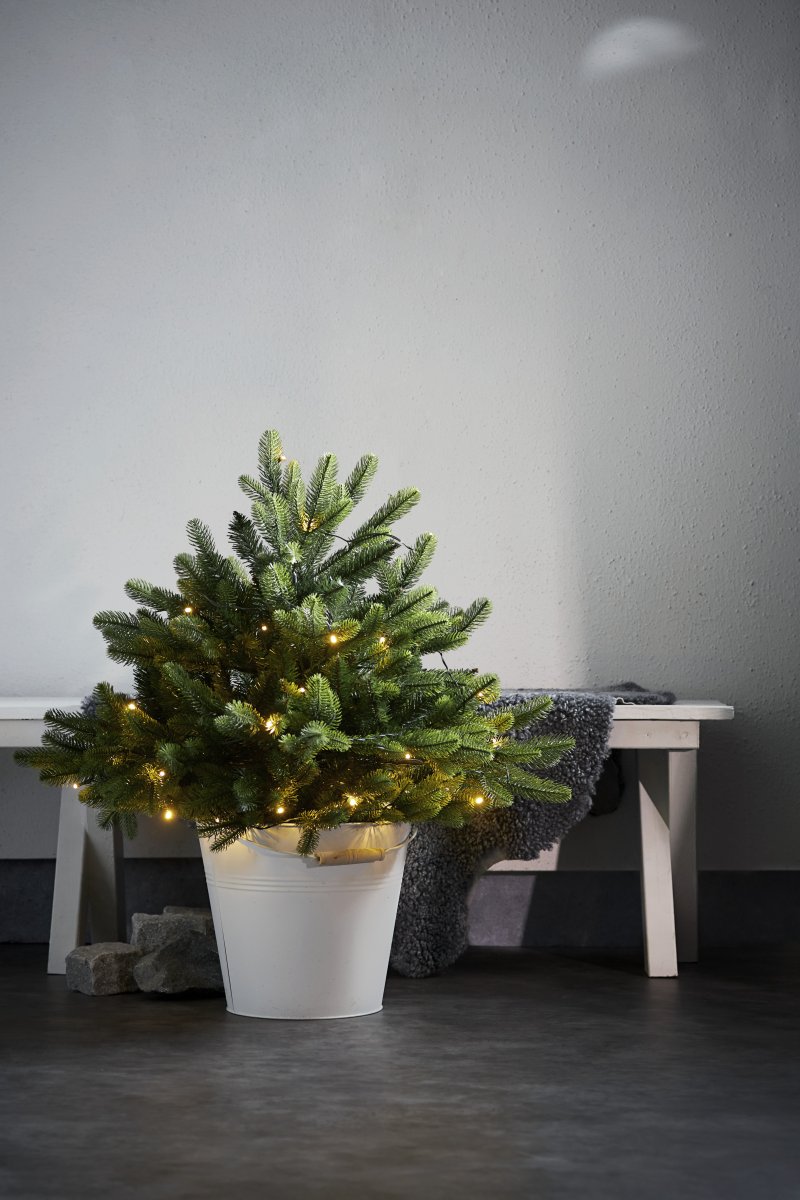 Busk 75cm Vert De Star Trading - Une guirlande lumineuse de 40 LED blanc chaud illumine le buisson ; cette guirlande lumineuse peut &ecirc;tre install&eacute;e par l'utilisateur.