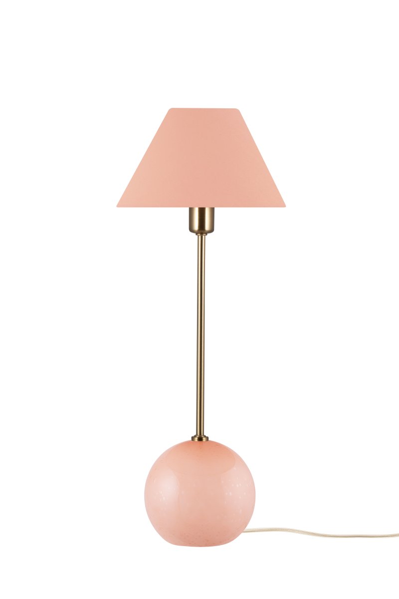 Iris 50cm Rose lampe de table De Globen Lighting - Iris est une magnifique lampe de table en verre color&eacute; &agrave; bulles souffl&eacute;es, avec un abat-jour en coton sec assorti &agrave; la base.