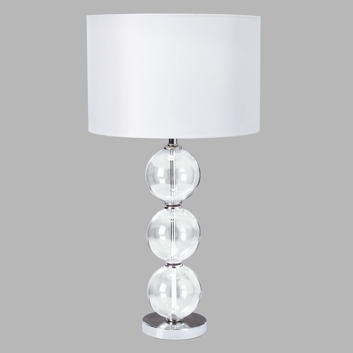 Bliss 58cm Chrome lampe de table De Searchlight - L'abat-jour blanc complète parfaitement la base chromée brillante et fournit une lumière douce et agréable.