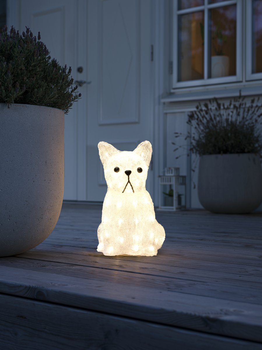 Chien en acrylique Blanc De Konstsmide - Gr&acirc;ce &agrave; son indice de protection IP44, il est id&eacute;al pour une utilisation en ext&eacute;rieur, par exemple &agrave; une entr&eacute;e ou sur une terrasse.