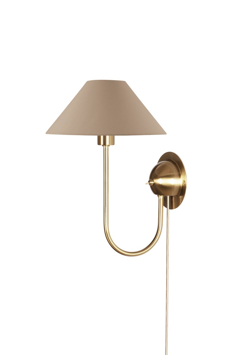 Iris 32cm Laiton/brun applique murale De Globen Lighting - Un câble en tissu beige de 2 mètres, un interrupteur et une prise sont inclus.
