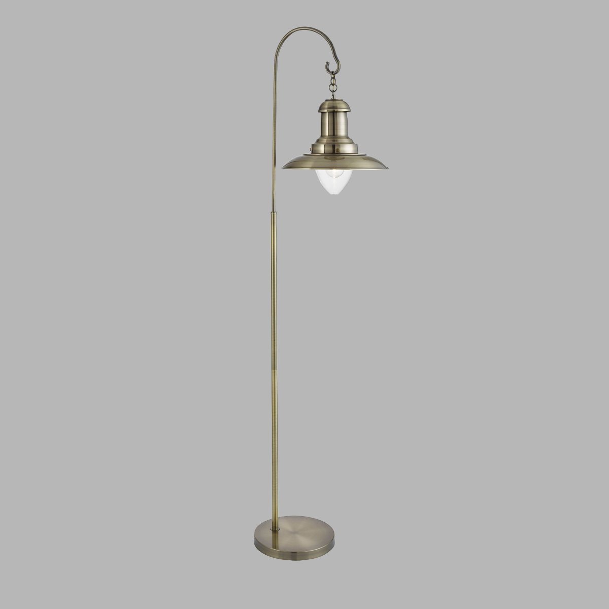 Fisherman Laiton antique lampadaire De Searchlight - Avec sa finition en laiton antique et son abat-jour de style lanterne, il sera un &eacute;l&eacute;ment de caract&egrave;re dans votre maison.
