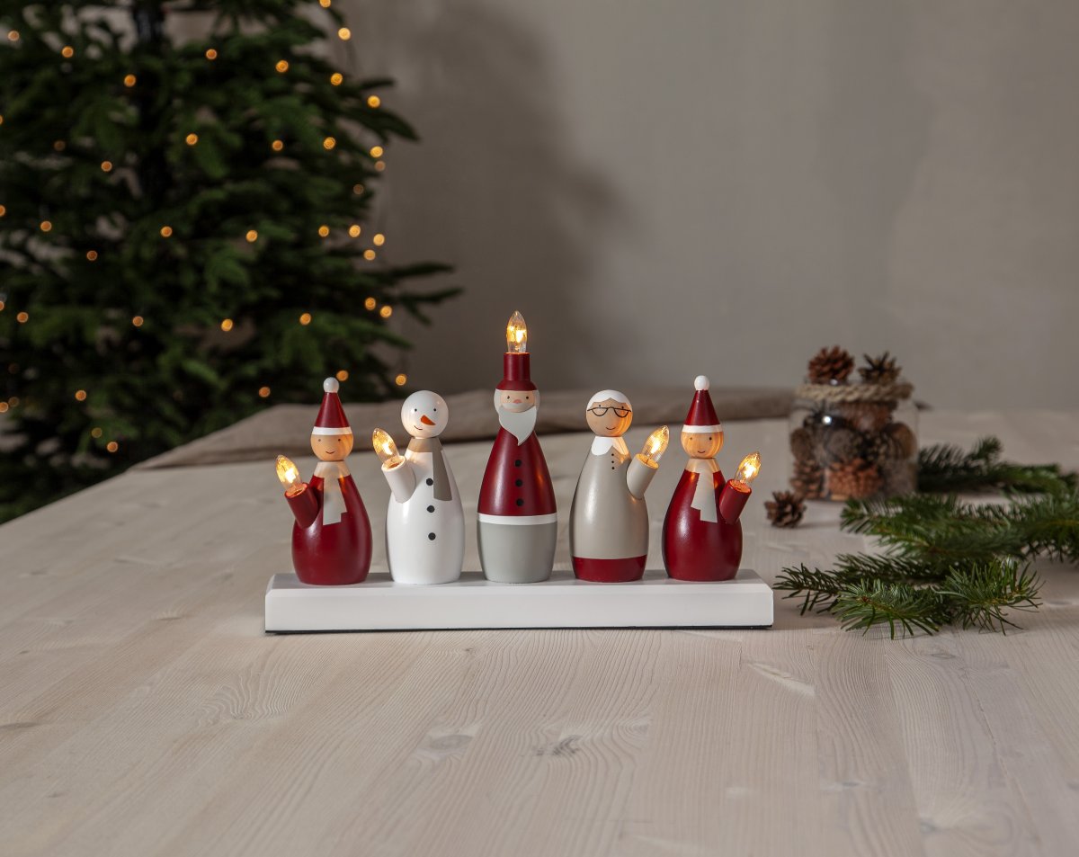 Santa Family Polyvalent De Star Trading - D&eacute;corez la p&eacute;riode de l'Avent et de No&euml;l avec ce magnifique bougeoir.