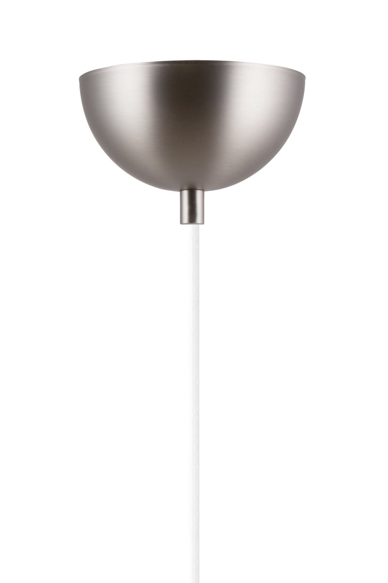 Bams Ø25 Blanc suspension De Globen Lighting - Bams est &eacute;quip&eacute;e d'un c&acirc;ble textile de 120 cm et d'un bo&icirc;tier de plafond m&eacute;tallique assorti.
