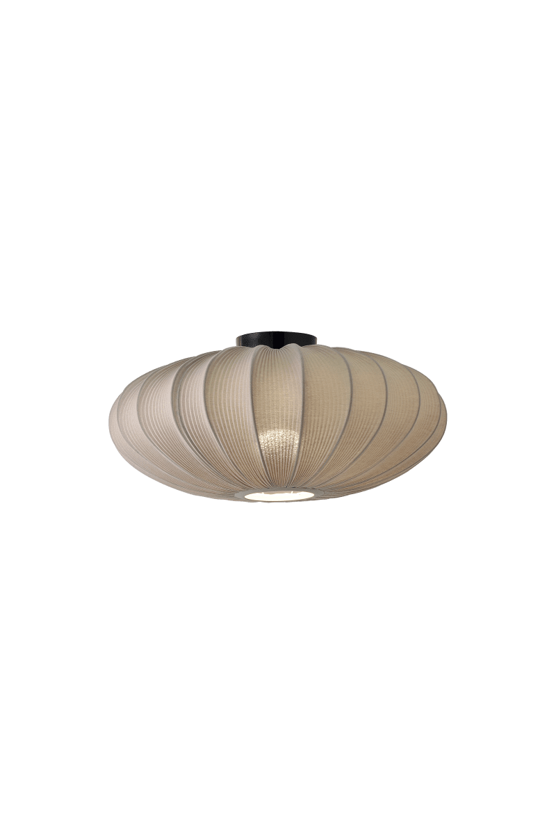 Mamsell Ø55 Gris plafonnier De Aneta Lighting - Le plafonnier Mamsell est recouvert d'un tissu extensible finement pliss&eacute;, qui fournit une lumi&egrave;re agr&eacute;able et l&eacute;g&egrave;rement tamis&eacute;e.