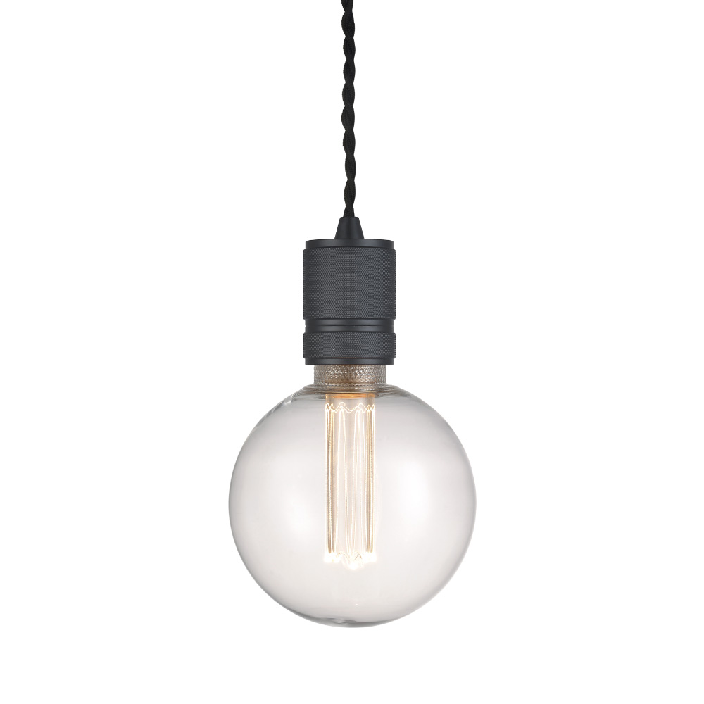 Halo Ø5 Noir suspension De Halo Design - La base robuste en métal noir offre un look sophistiqué qui s'intègre parfaitement au-dessus de la cuisine, dans le couloir ou dans le cadre d'un éclairage de groupe.