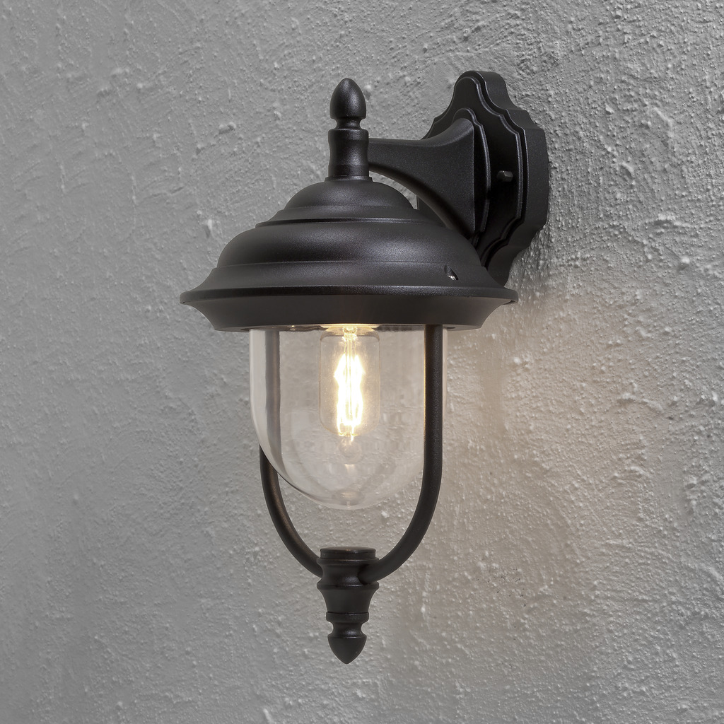 Parma Noir lampe d’extérieur De Konstsmide - La lampe est fabriquée à partir de matériaux durables et peut résister à toutes les conditions météorologiques, ce qui en fait un investissement à long terme dans votre maison.