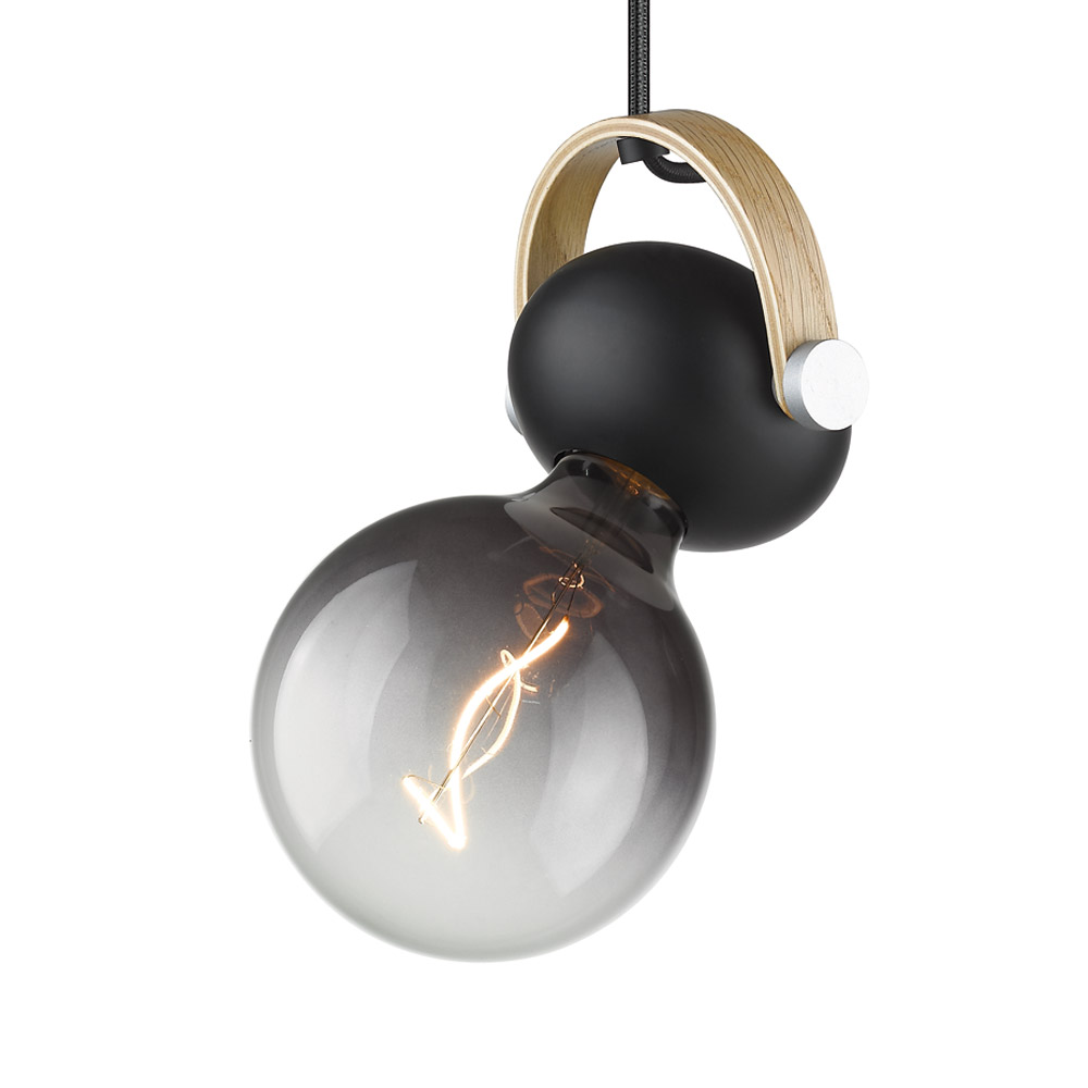 D.C Ø10 Noir suspension De Halo Design - L'arche plaqu&eacute;e en ch&ecirc;ne joue &eacute;galement un r&ocirc;le important dans la rotation et la direction de la source lumineuse pour diriger la lumi&egrave;re l&agrave; o&ugrave; vous le souhaitez.