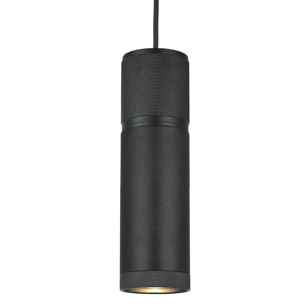  Halo Ø7 Noir suspension De Halo Design - L'abat-jour cylindrique en m&eacute;tal noir offre une lumi&egrave;re dirig&eacute;e et agr&eacute;able, id&eacute;ale pour la cuisine, la table &agrave; manger ou le couloir.