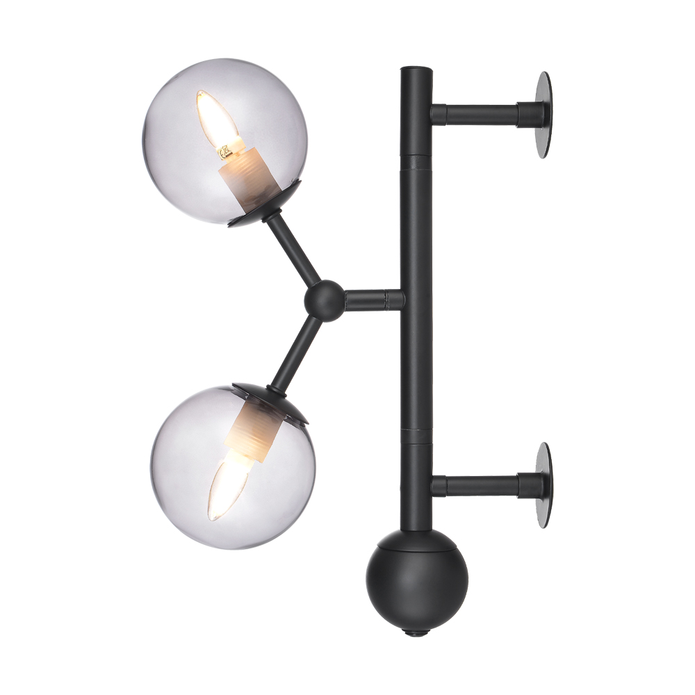 Atom 33cm Noir applique murale De Halo Design - Les abat-jour sont de couleur fum&eacute;e, ce qui assure une belle r&eacute;partition de la lumi&egrave;re.