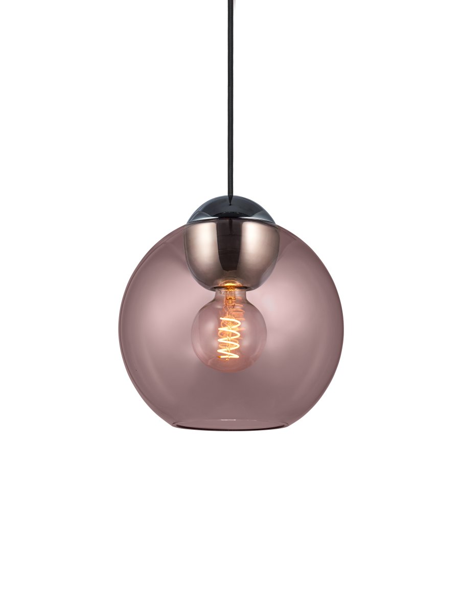 Bubbles Ø24 Rose suspension De Halo Design - Le verre rose associé aux détails chromés ajoute de l'élégance et, une fois allumé, assure une belle répartition de la lumière dans la pièce.