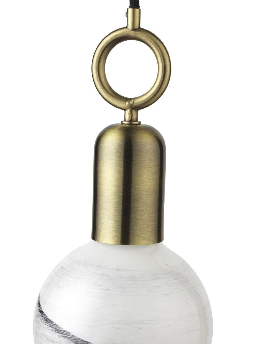 Stockholm Ø5 Antique suspension De Halo Design - Stockholm est une ville où la fonction et le design sont en parfaite harmonie.