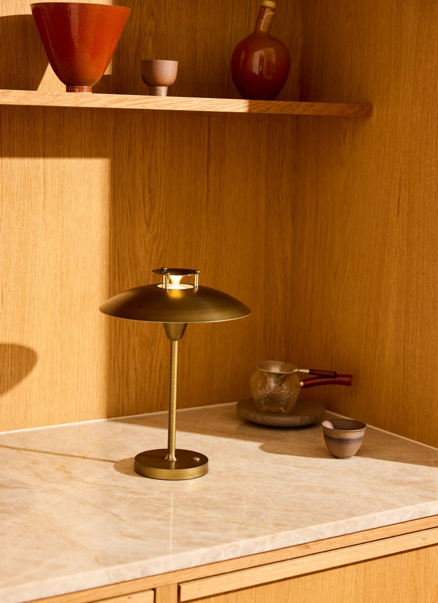 Stepp One-Two -Three 30cm Antique portable De Halo Design - La lampe a un indice de protection IP45 et est donc protégée contre l'humidité et la poussière.