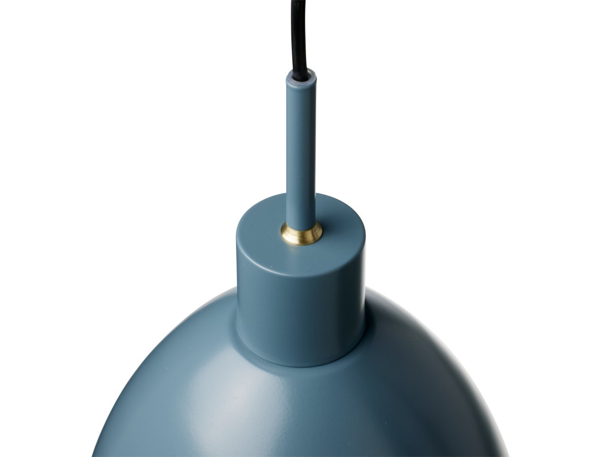 Rock Ø20 Pétrole suspension De Halo Design - Avec son design simple et intemporel, Rock est idéal pour la table de la cuisine, la salle à manger ou le plan de travail, où il fournit une lumière directe et agréable.
