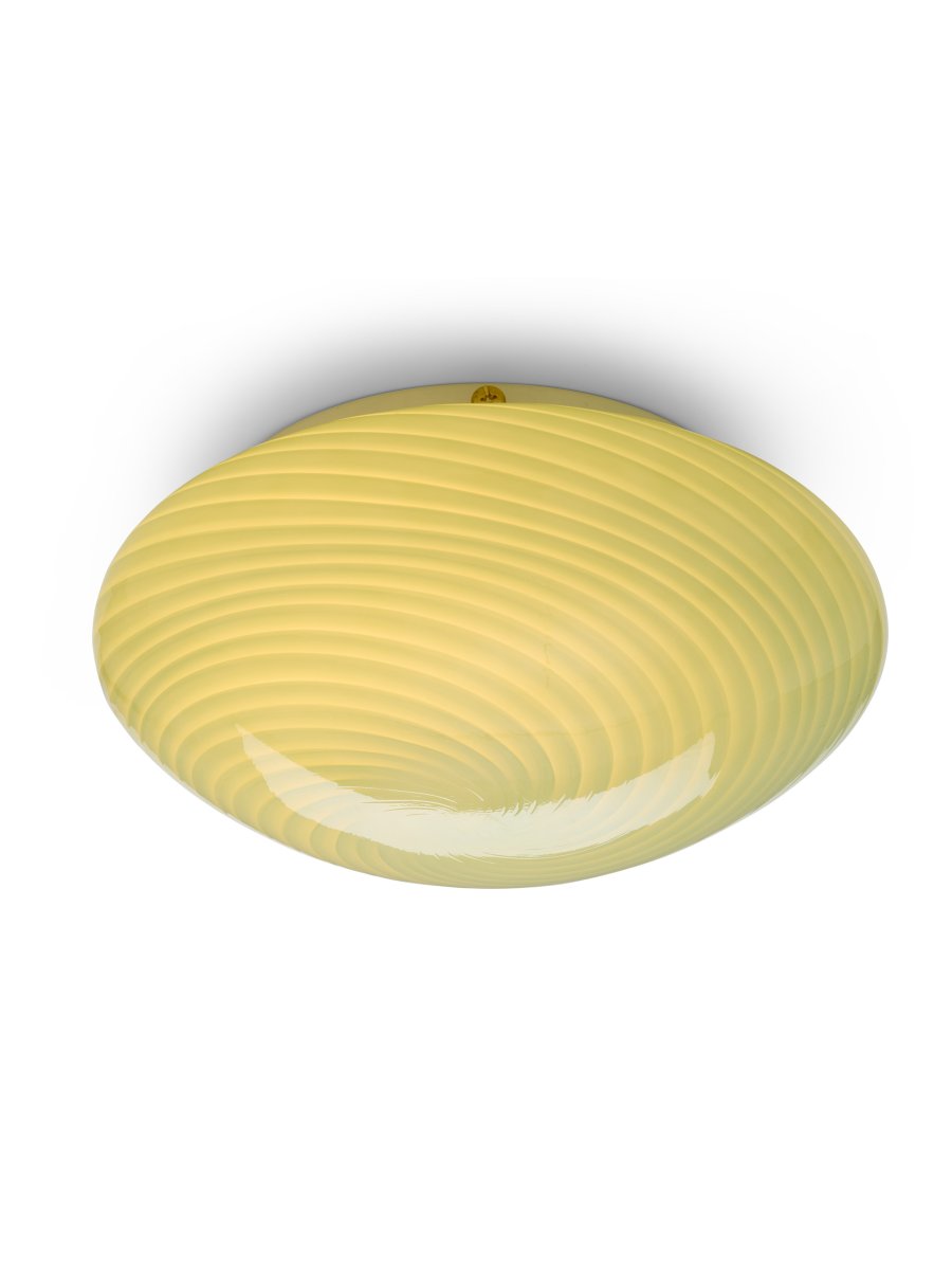 Candy Ø30 Vert plafonnier De Halo Design - Candy est un plafonnier élégant qui allie un savoir-faire exceptionnel à un design moderne.