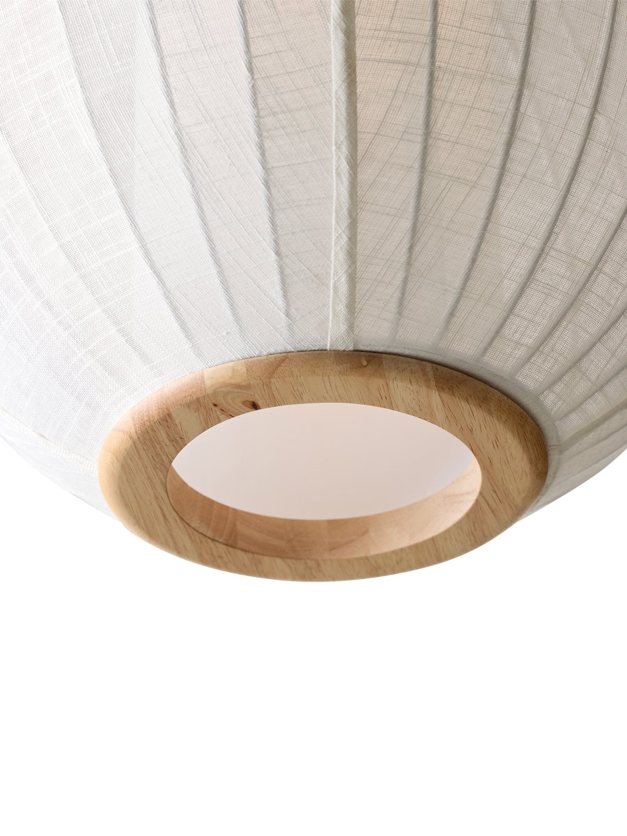 Balloon Ø30 Blanc crémeux suspension De Halo Design - Balloon s'intègre parfaitement au-dessus d'une table à manger, dans un salon ou une chambre.