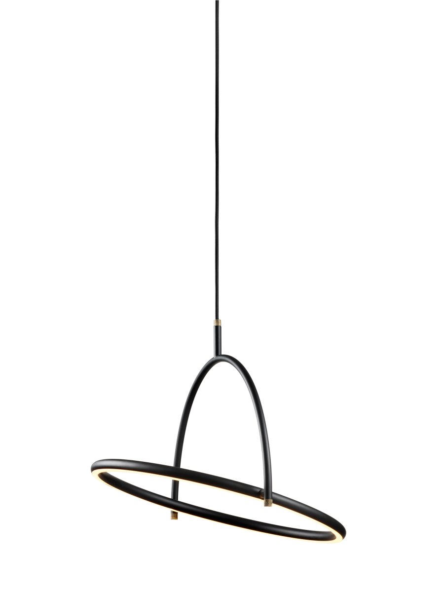 Tilit Ø40 Noir suspension De Halo Design - Grâce à son variateur intégré à 3 niveaux, la luminosité se règle aisément à l'aide d'un interrupteur mural standard – aucun variateur externe n'est nécessaire.