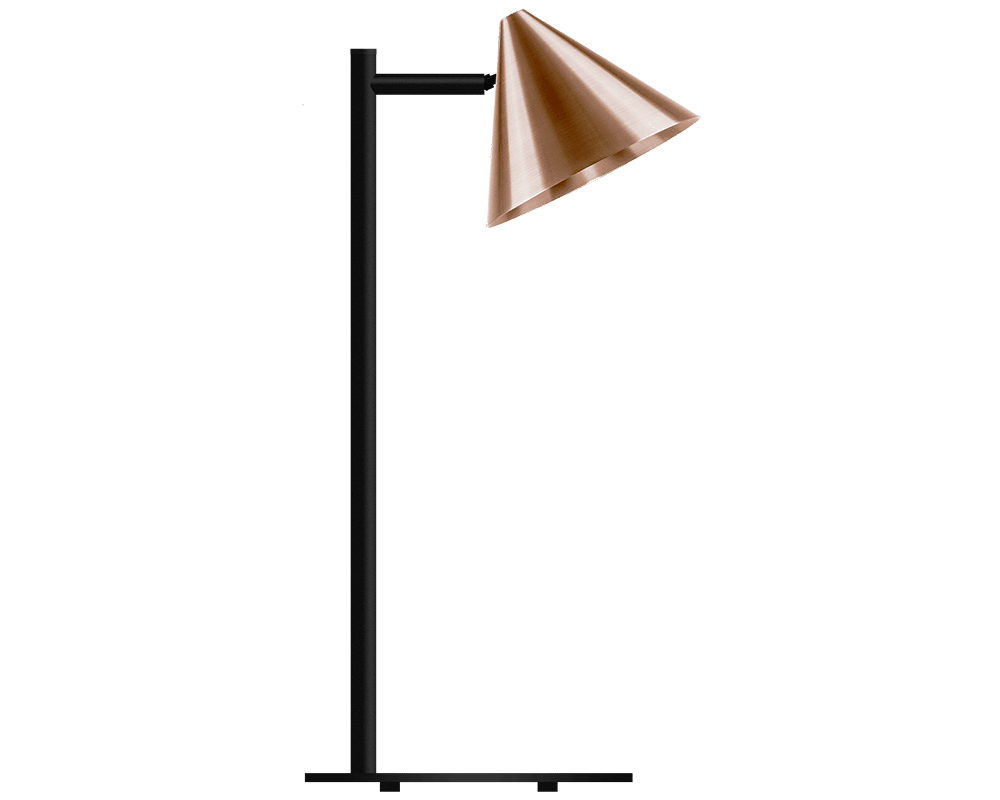 Tratt Micro 57cm cuivre brut lampe de table De Westal - Posez-la sur votre bureau, une table d'appoint, pr&egrave;s d'une fen&ecirc;tre ou utilisez-la comme lampe de lecture sur votre table de chevet.