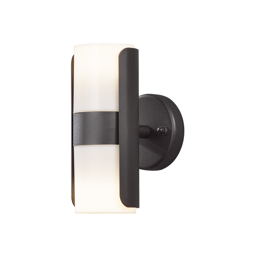 Modena Noir lampe d’extérieur De Konstsmide - La lampe fournit une lumière agréable et douce qui crée une atmosphère accueillante dans la maison et contribue en même temps à une plus grande sécurité.