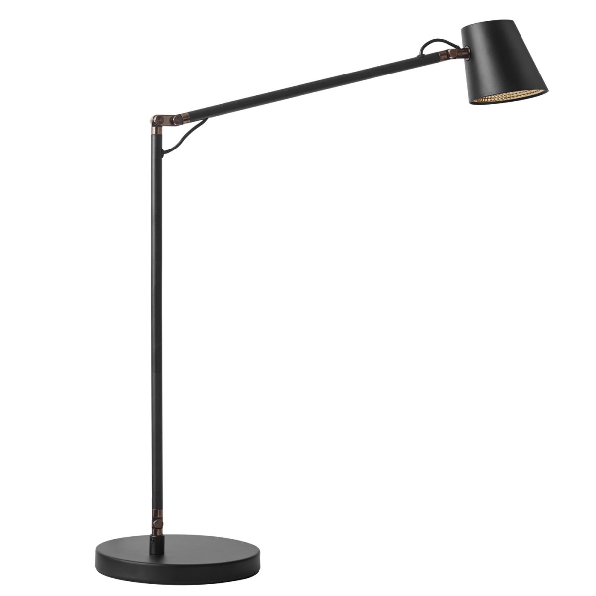 Tokyo 50cm Noir lampe de bureau De Oriva - Fabriquée en métal avec une élégante finition noire, la lampe de table Tokyo est dotée d'un bras incliné et d'un abat-jour réglable, la rendant à la fois flexible et fonctionnelle.