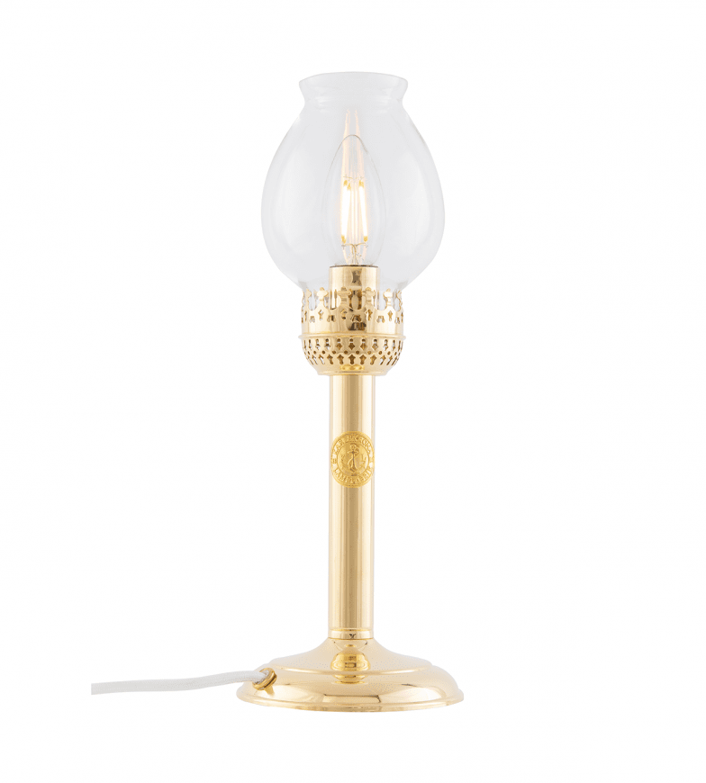 Karlskrona Elec Lantern Laiton De Karlskrona lampfabrik - La lanterne classique de Karlskrona en version &eacute;lectrifi&eacute;e fait partie de la gamme de produits Karlskrona Lampfabrik depuis plus de 100 ans et est toujours tr&egrave;s populaire.
