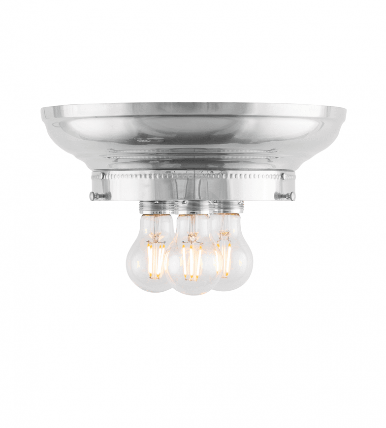 Fröding 200 Nickel De Karlskrona lampfabrik - Lampan &auml;r f&ouml;rsedd med tre ljusk&auml;llor f&ouml;r en j&auml;mnare och behagligare ljusbild, vilket &auml;r s&auml;rskilt viktigt vid anv&auml;ndandet av slipade kristallglas.