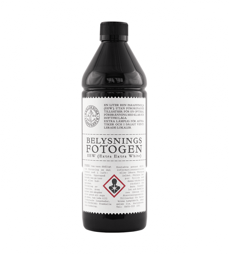 Kerosene 1L De Karlskrona lampfabrik - Compar&eacute; au p&eacute;trole min&eacute;ral pur, le gaz naturel produit environ 25 % d&rsquo;&eacute;missions de dioxyde de carbone en moins par unit&eacute; d&rsquo;&eacute;nergie.