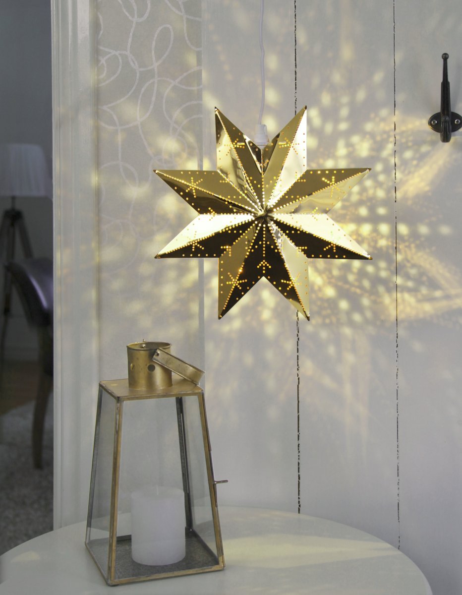Classic Ø28 Laiton De Star Trading - Belle &eacute;toile en m&eacute;tal couleur laiton pour une utilisation en int&eacute;rieur.