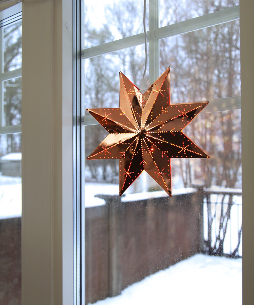 Classic Ø28 Cuivre De Star Trading - Belle &eacute;toile en m&eacute;tal couleur cuivre pour une utilisation en int&eacute;rieur.