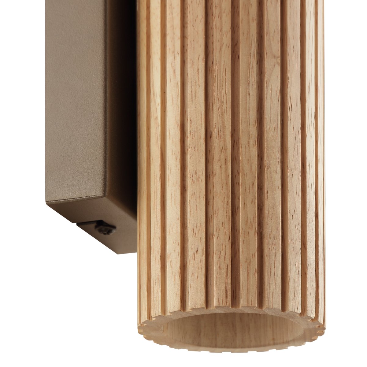 Lakewood 20cm Brun applique murale De Brilliant - Sa forme allongée diffuse la lumière vers le haut et vers le bas le long du mur, créant ainsi un éclairage décoratif dans la pièce.