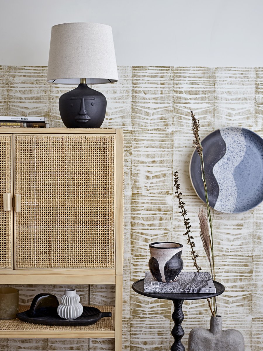 Matheo 43cm Noir lampe de table De Bloomingville - La lampe de table Matheo de Bloomingville est &agrave; la fois une source lumineuse et un &eacute;l&eacute;ment d&eacute;coratif.