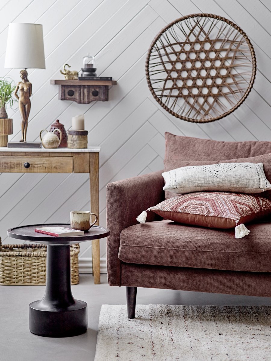 Fabiana 70cm Laiton lampe de table De Bloomingville - Avec Fabiana, vous b&eacute;n&eacute;ficiez &agrave; la fois d'un &eacute;clairage fonctionnel et d'un &eacute;l&eacute;ment d&eacute;coratif qui apporte une touche de d&eacute;tente et de gaiet&eacute;.