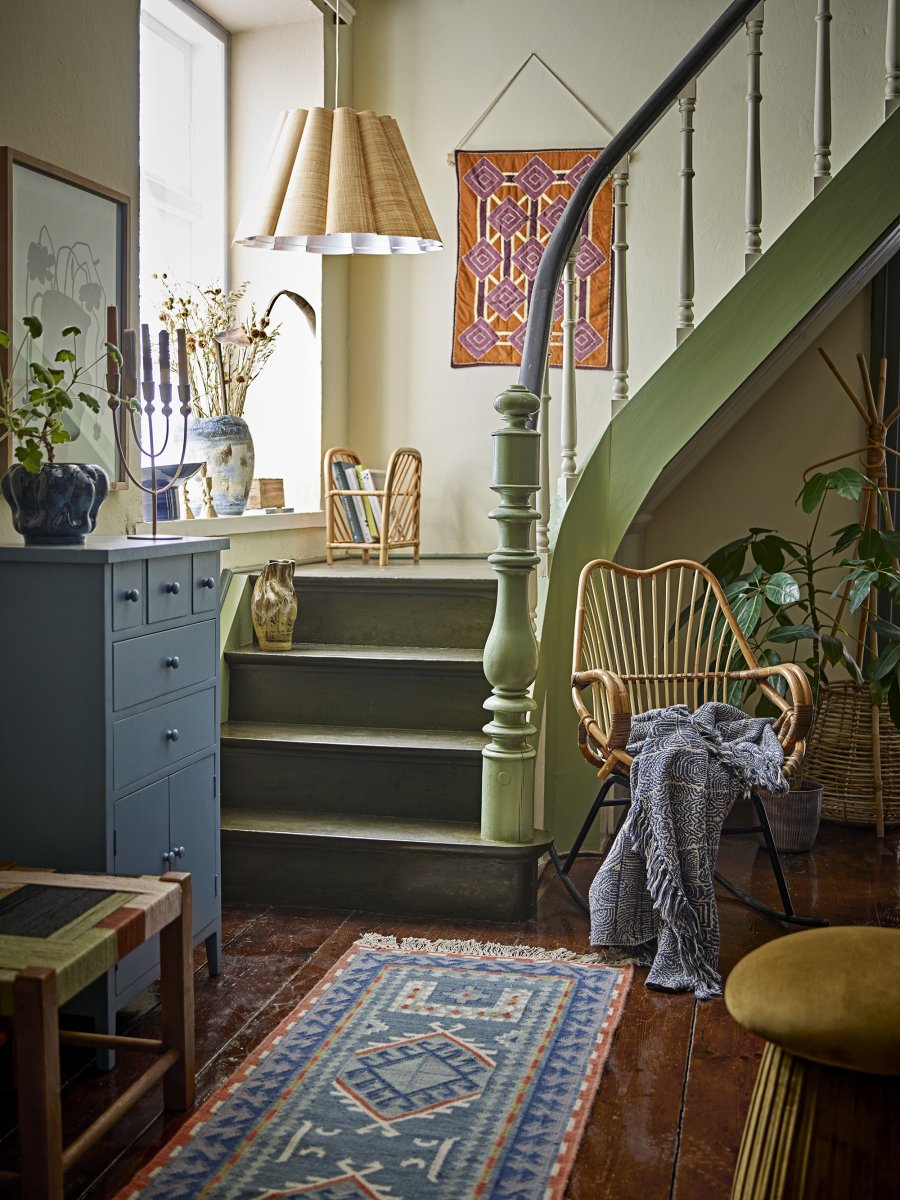 Sille Ø60 Nature suspension De Bloomingville - Avec son aspect doux et son mat&eacute;riau naturel, Sille apporte chaleur et texture &agrave; n'importe quelle pi&egrave;ce&nbsp;; une suspension &eacute;l&eacute;gante pour tous ceux qui recherchent une atmosph&egrave;re harmonieuse et chaleureuse.