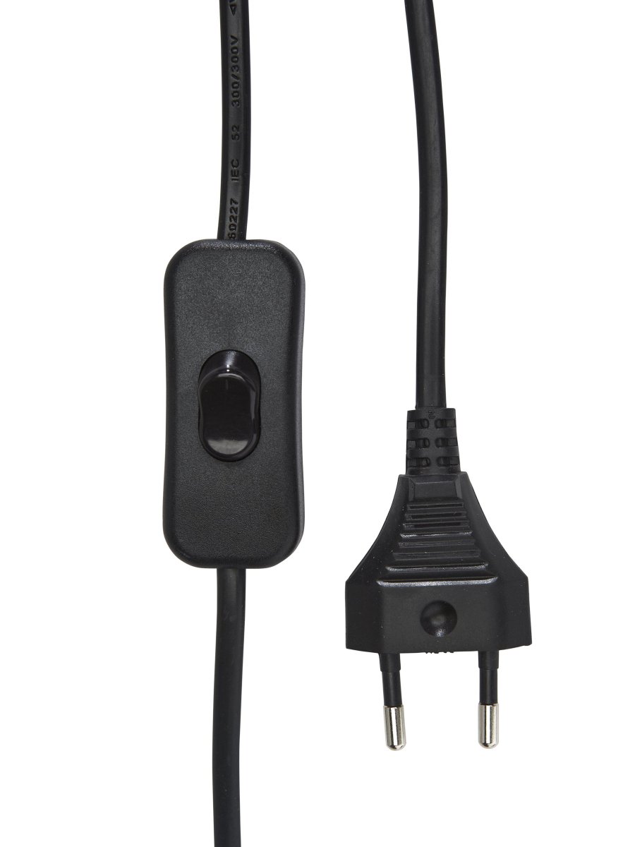 Boston Ø14 Argent lampe de fenêtre De PR Home - Plafonnier et plafonnier de fen&ecirc;tre &eacute;l&eacute;gant et simple en m&eacute;tal au design industriel.