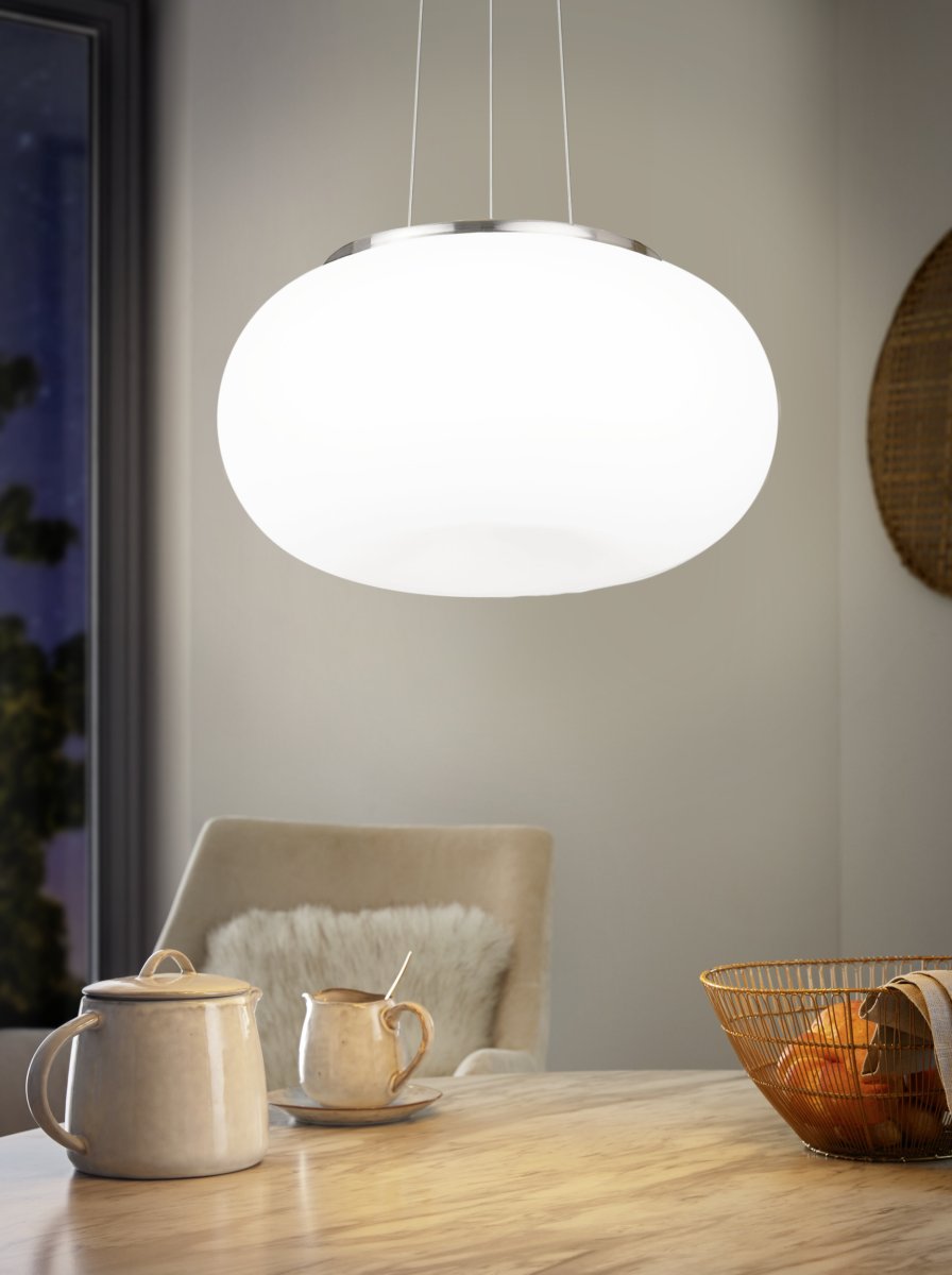 Optica Ø45 Blanc suspension De Eglo - La suspension Optica est un plafonnier moderne et &eacute;l&eacute;gant qui diffuse une lumi&egrave;re douce et agr&eacute;able dans toute la pi&egrave;ce.