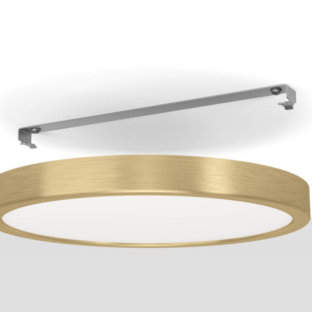 Fueva Ø28 Laiton brossé plafonnier De Eglo - La forme ronde et le diffuseur blanc diffusent une lumi&egrave;re uniforme et agr&eacute;able, parfaite pour &eacute;clairer les petites et grandes pi&egrave;ces.