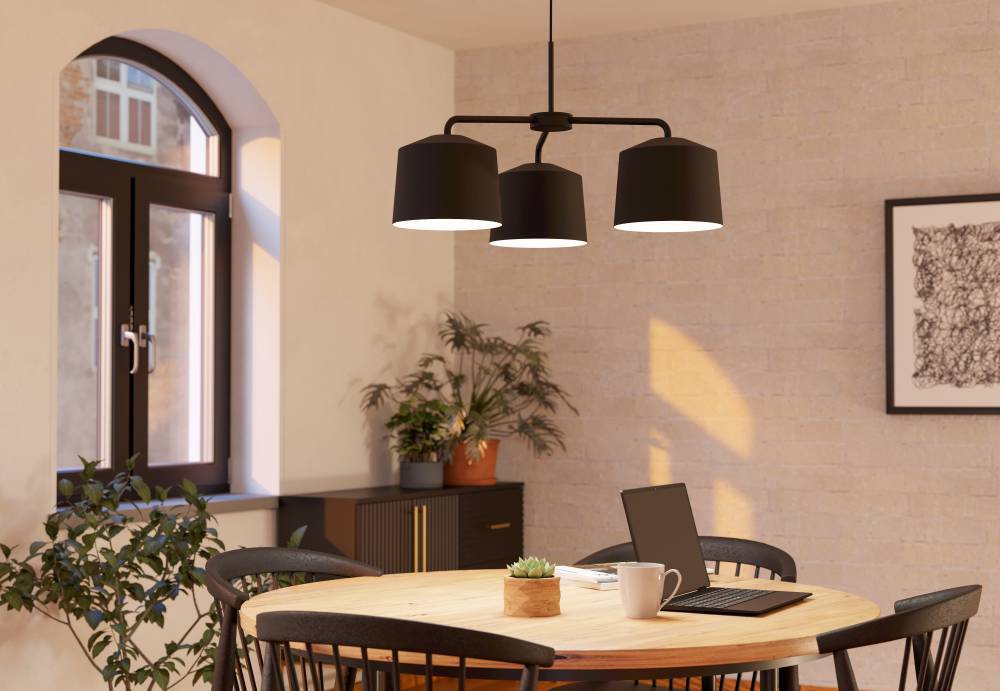 Caguanes Ø66 Noir suspension De Eglo - Il fournit une lumière douce et agréable qui crée une atmosphère chaleureuse dans la pièce et est donc idéal pour être placé au-dessus de la table à manger ou dans le salon.
