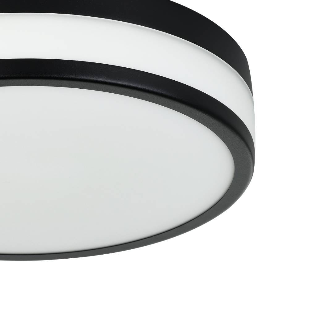 Led Palermo Ø30 Noir lampe de salle de bain De Eglo - La bordure noire confère au plafonnier un aspect élégant et discret tout en contribuant à diffuser une lumière uniforme et agréable dans toute la pièce.